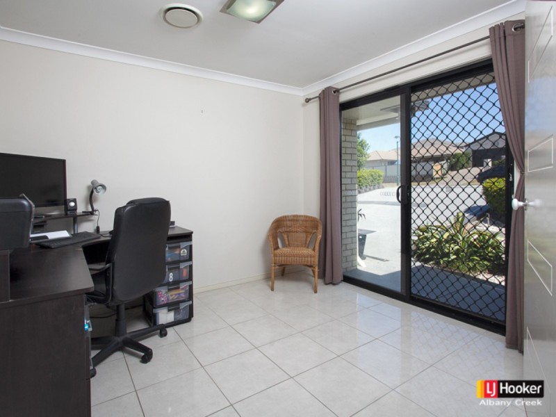 18 Oakwood Road, Warner QLD 4500