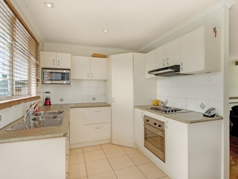 18 Stephen Street, Albany Creek QLD 4035