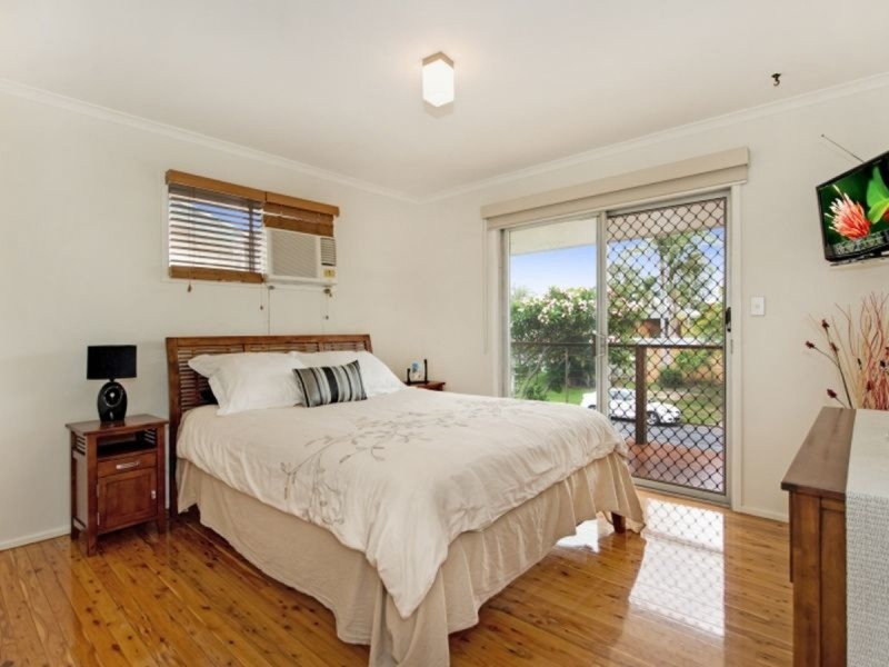 18 Stephen Street, Albany Creek QLD 4035