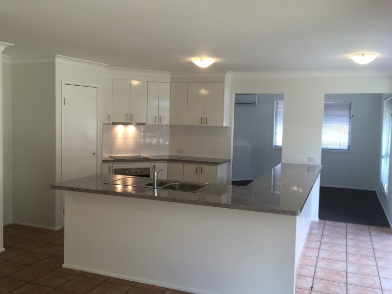 9 Tallebudgera Crescent, Albany Creek QLD 4035