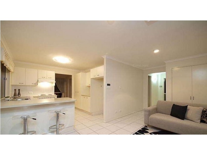 1 Saraband Drive, Eatons Hill QLD 4037