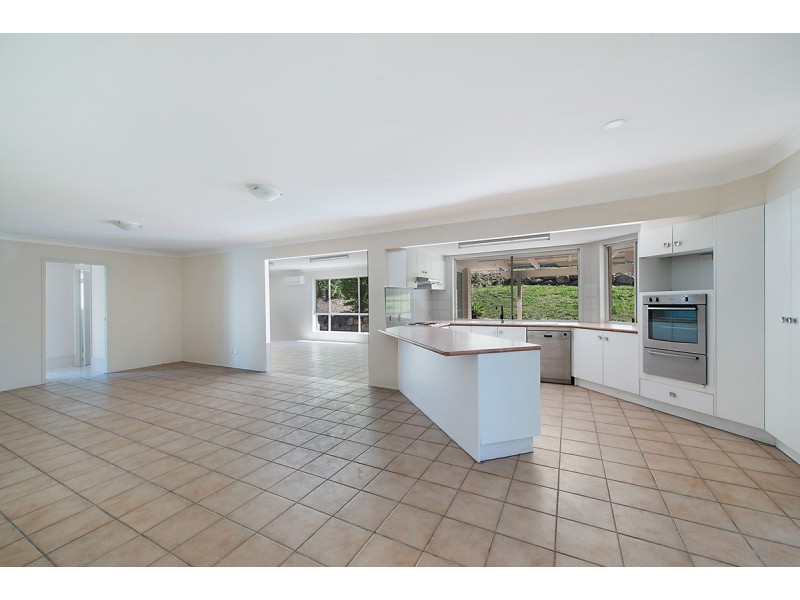 9 Ganton Place, Albany Creek QLD 4035