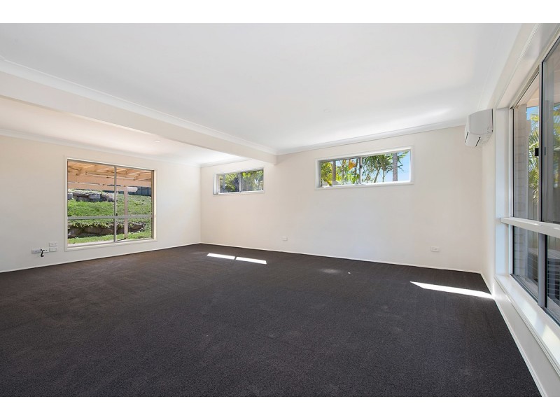 9 Ganton Place, Albany Creek QLD 4035