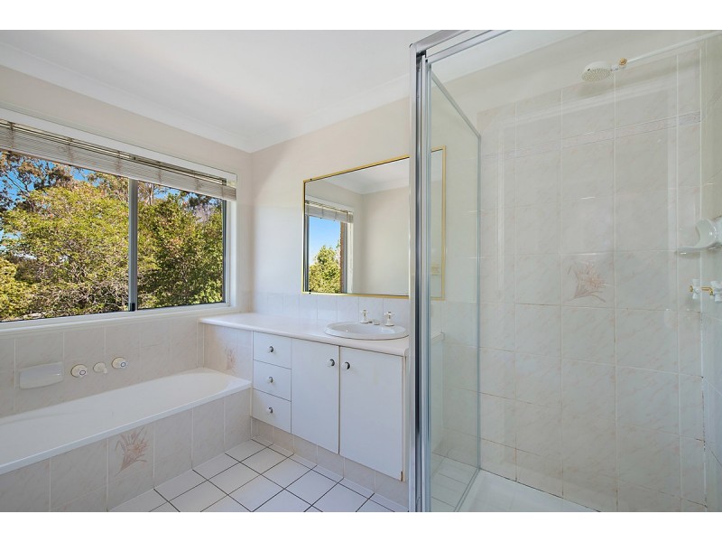 9 Ganton Place, Albany Creek QLD 4035