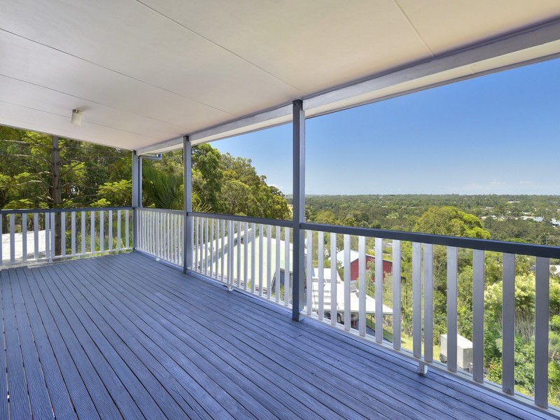 7 Nestor Court, Eatons Hill QLD 4037