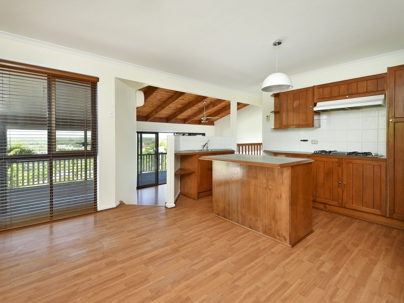 7 Nestor Court, Eatons Hill QLD 4037