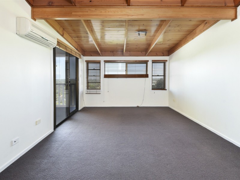 7 Nestor Court, Eatons Hill QLD 4037