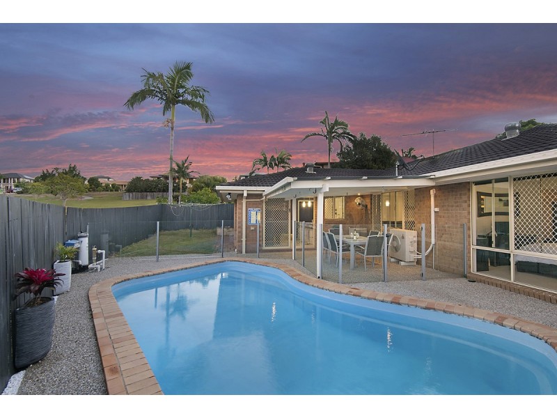 21 Paramount Drive, Warner QLD 4500