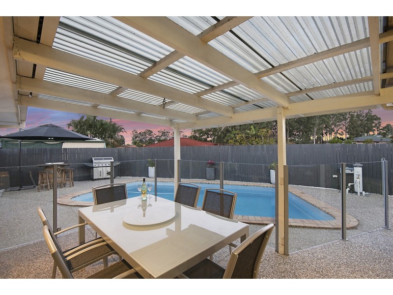 21 Paramount Drive, Warner QLD 4500
