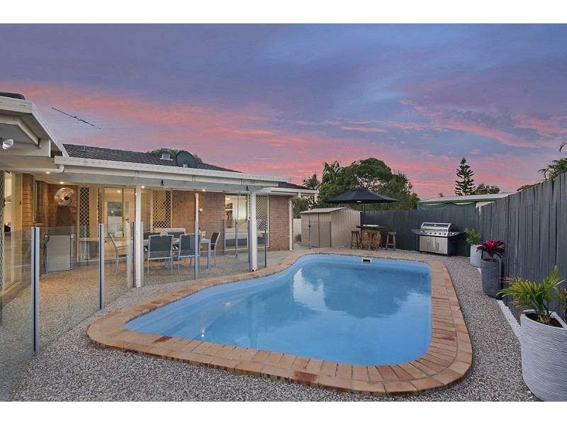 21 Paramount Drive, Warner QLD 4500
