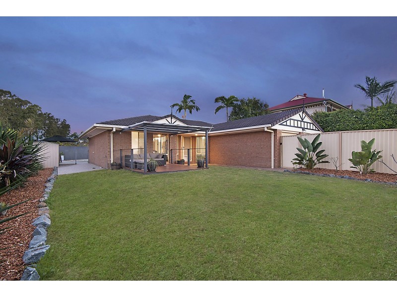 21 Paramount Drive, Warner QLD 4500