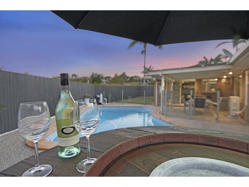 21 Paramount Drive, Warner QLD 4500