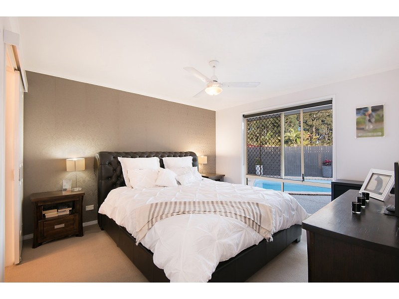 21 Paramount Drive, Warner QLD 4500