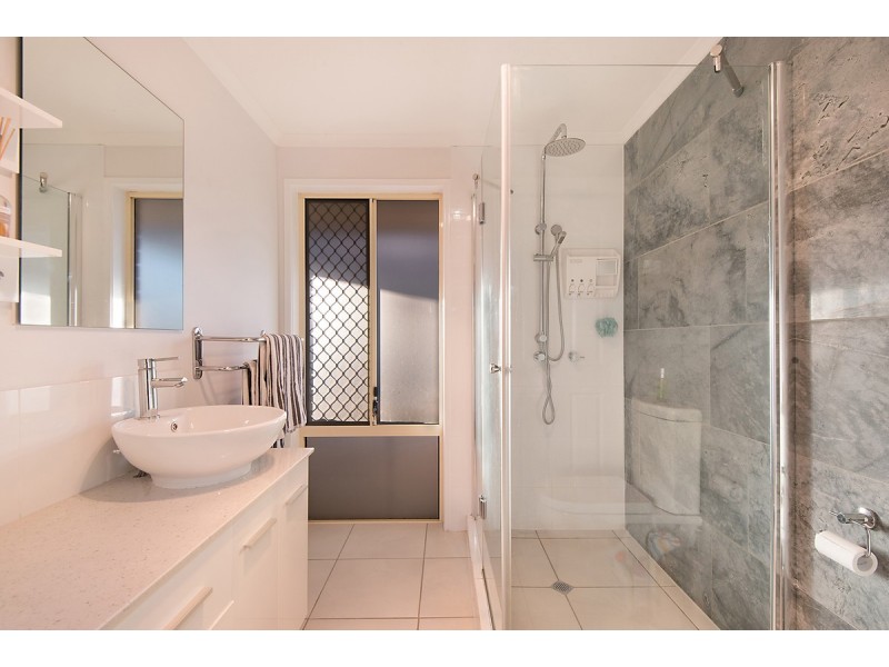 21 Paramount Drive, Warner QLD 4500