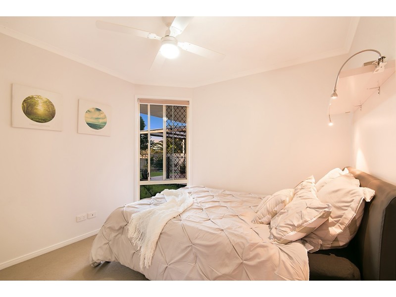 21 Paramount Drive, Warner QLD 4500