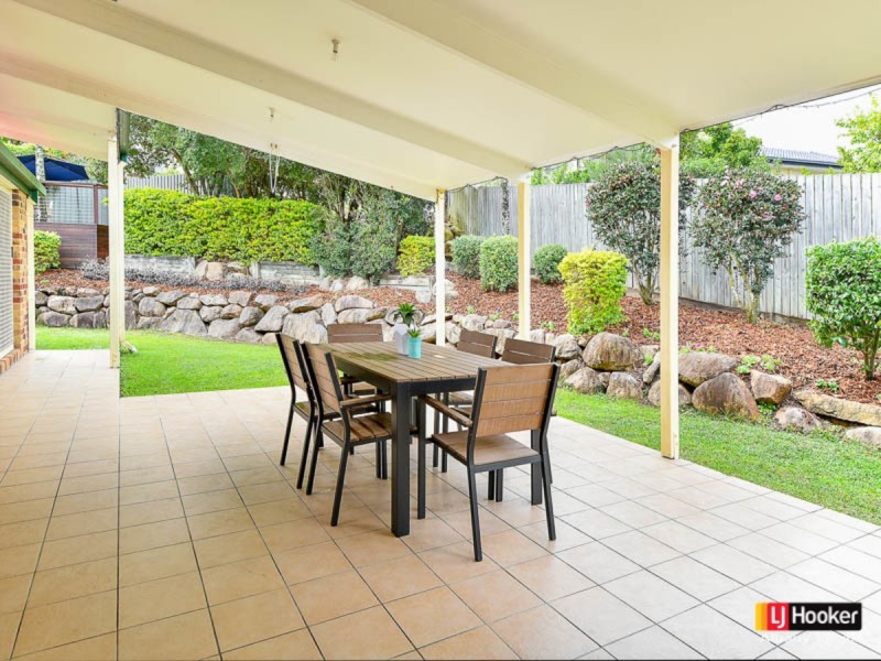 16 Longreef Court, Albany Creek QLD 4035