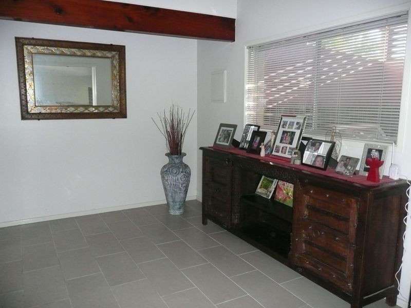 8 Allawah Street, Albany Creek QLD 4035