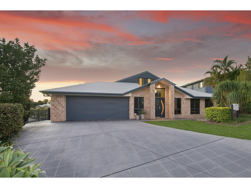 5 Mabella Court, Eatons Hill QLD 4037