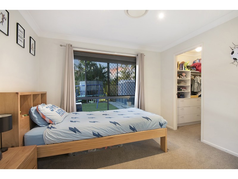 5 Mabella Court, Eatons Hill QLD 4037