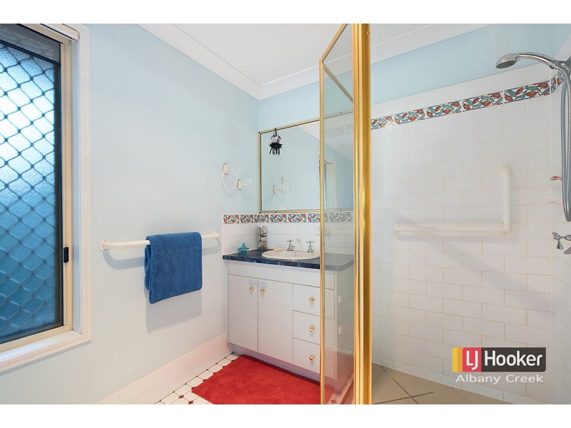 77 Saraband Drive, Eatons Hill QLD 4037