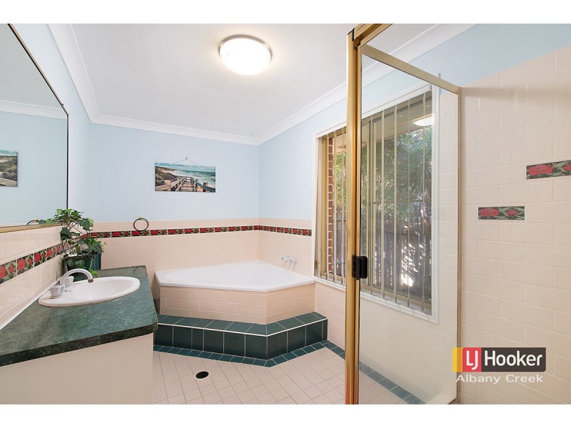 77 Saraband Drive, Eatons Hill QLD 4037