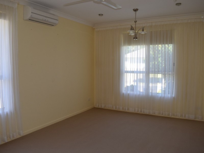 5 Confluence Court, Eatons Hill QLD 4037