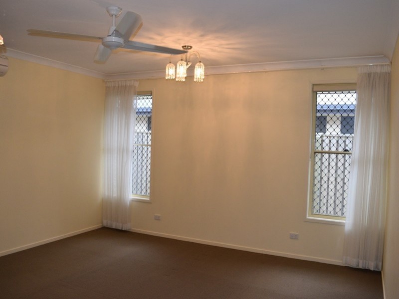 5 Confluence Court, Eatons Hill QLD 4037