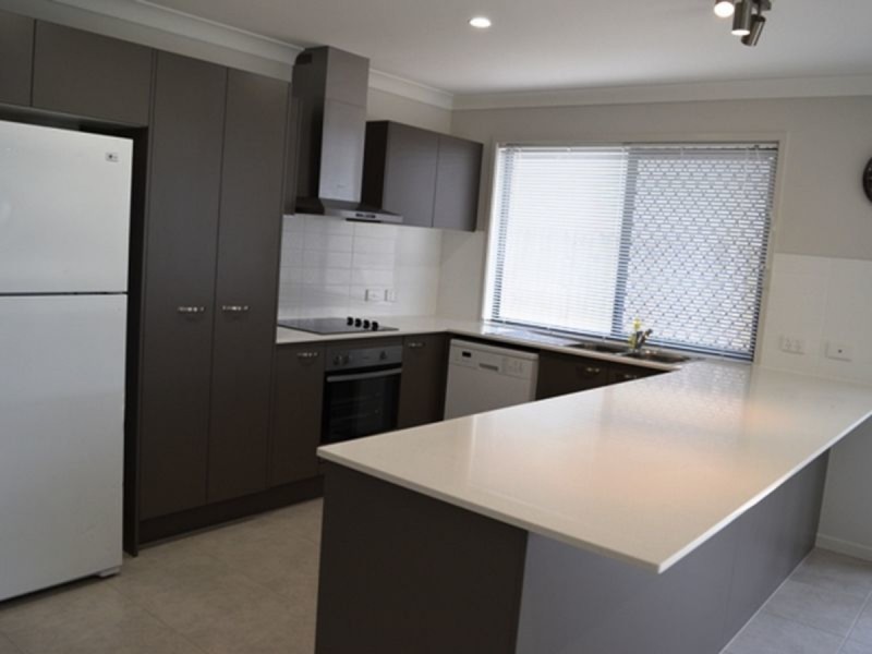 6 Hinton Crescent, Mango Hill QLD 4509