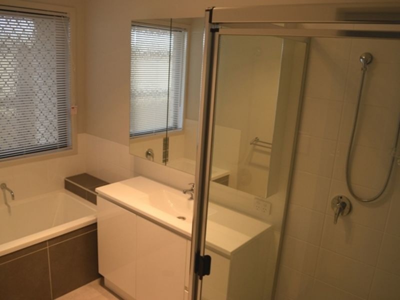 6 Hinton Crescent, Mango Hill QLD 4509