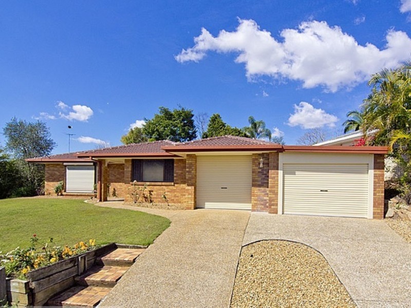 25 Tanager Street, Albany Creek QLD 4035