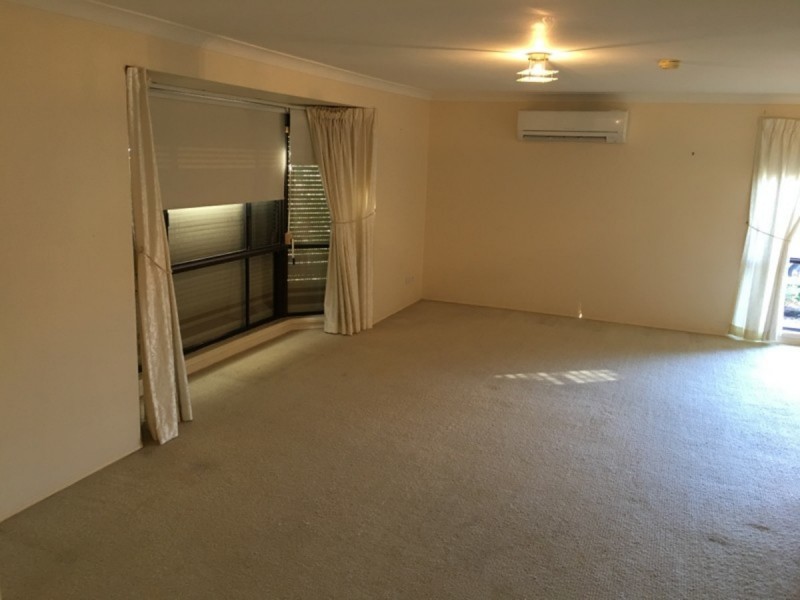 25 Tanager Street, Albany Creek QLD 4035