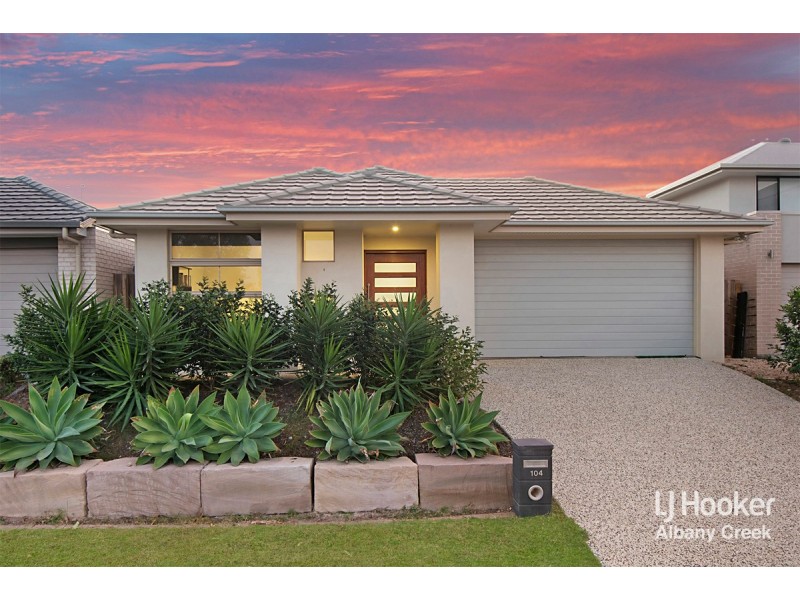 104 Swan Parade, Warner QLD 4500
