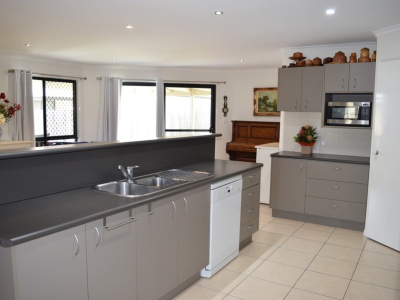 32 Bayberry Crescent, Warner QLD 4500