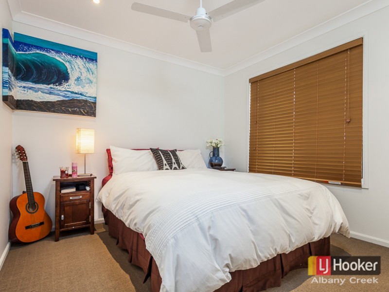 5 Bettina Court, Eatons Hill QLD 4037