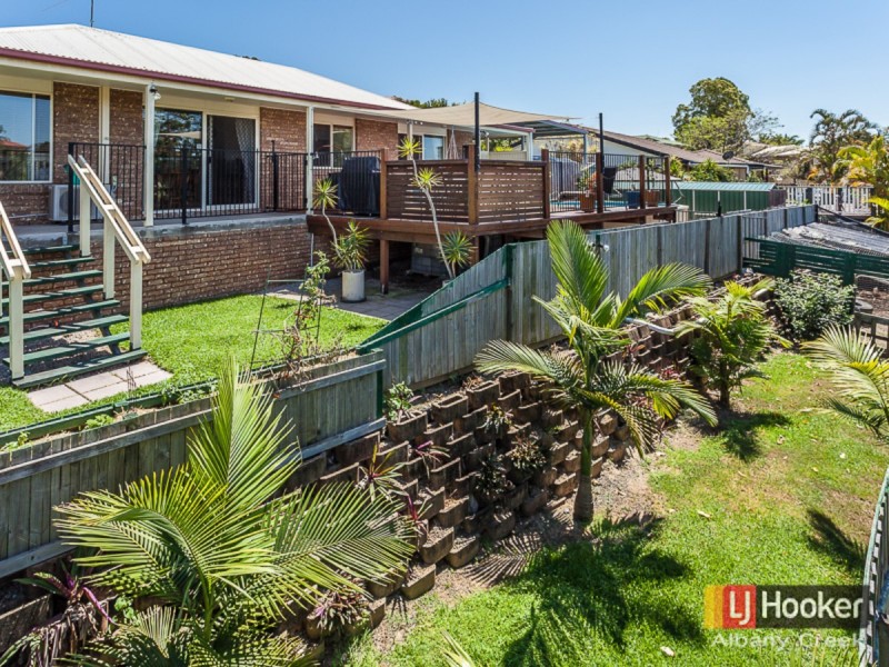 5 Bettina Court, Eatons Hill QLD 4037