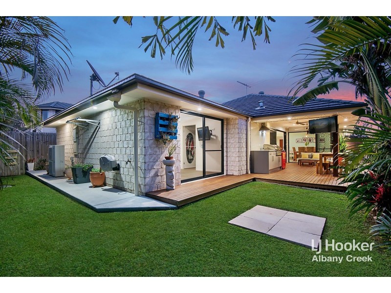 1 Rosevale Place, Warner QLD 4500