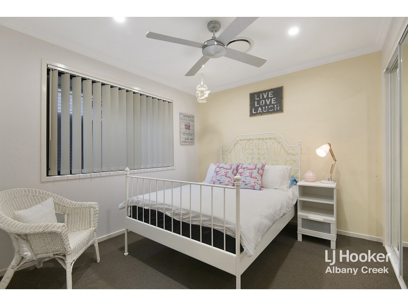 1 Rosevale Place, Warner QLD 4500