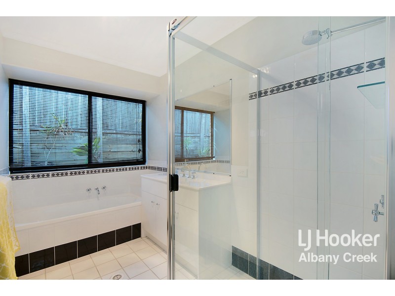 3 Georgette Court, Eatons Hill QLD 4037