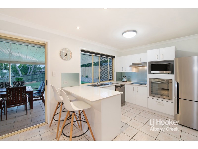 17 Tiffany Court, Eatons Hill QLD 4037