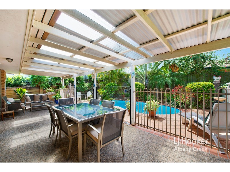 24 Hero Street, Eatons Hill QLD 4037