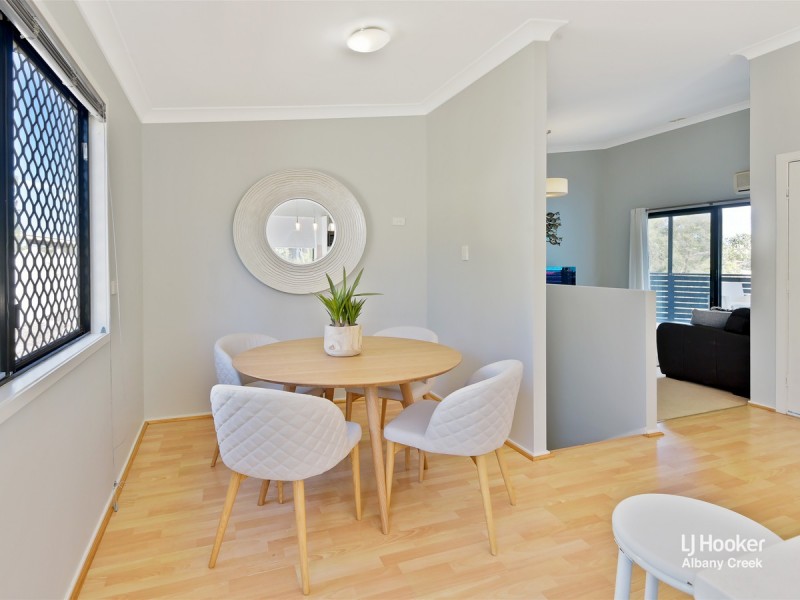 4 Portia Close, Eatons Hill QLD 4037