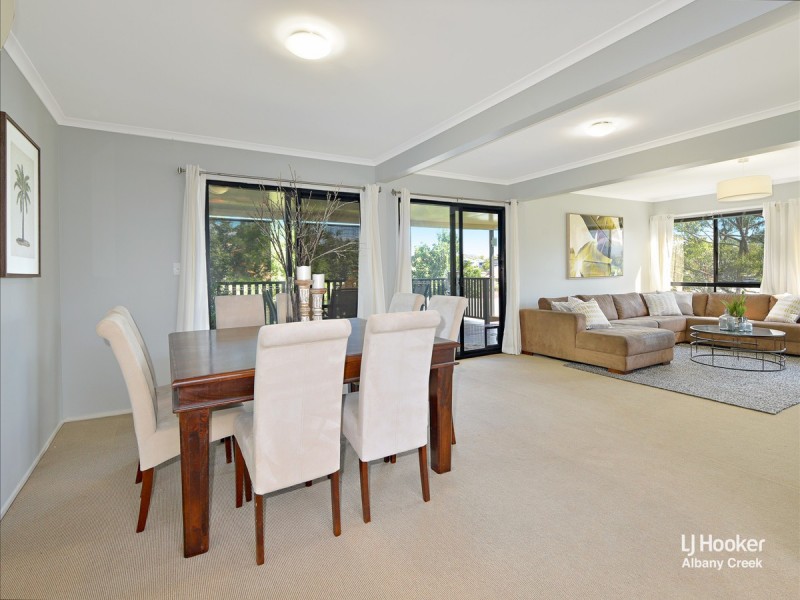 4 Portia Close, Eatons Hill QLD 4037