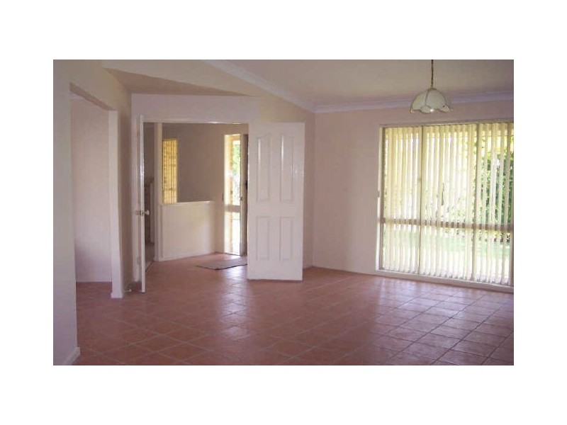 4 JAGORA DRIVE, Albany Creek QLD 4035