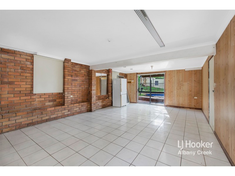 1 Du Kamp Street, Albany Creek QLD 4035