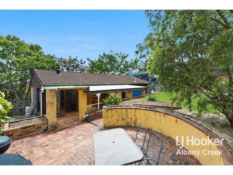 6 Fortuna Court, Eatons Hill QLD 4037