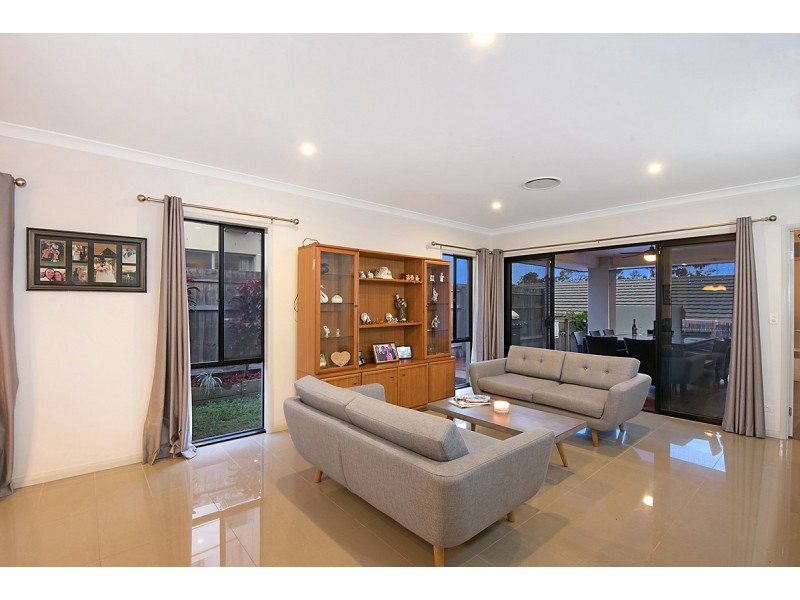 43 Kidston Crescent, Warner QLD 4500