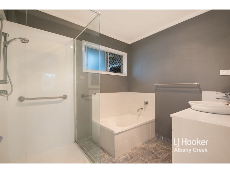 28 Bevlin Court, Albany Creek QLD 4035