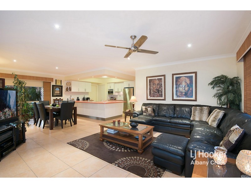 30 Bayberry Crescent, Warner QLD 4500