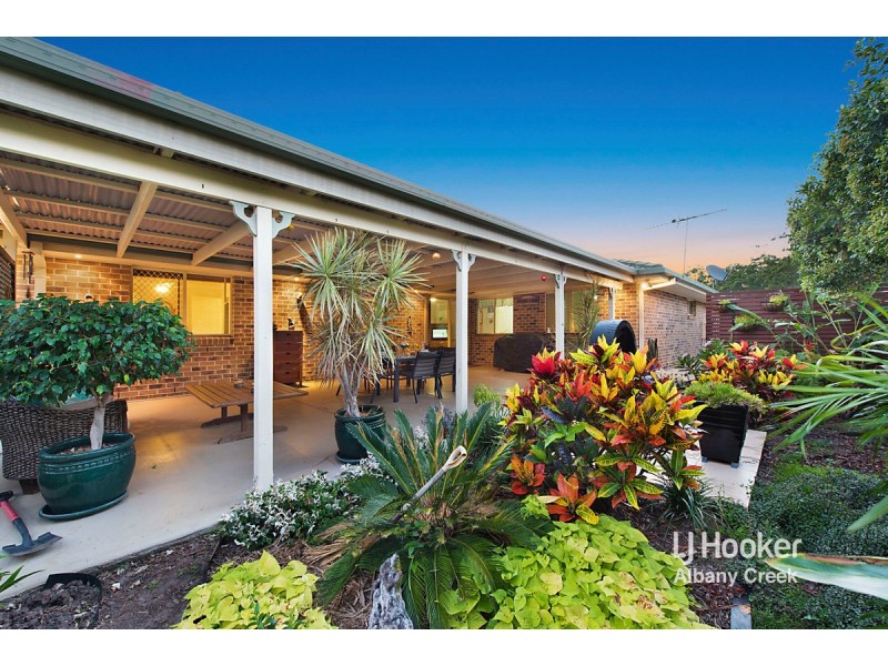 2 Sassafras Court, Warner QLD 4500