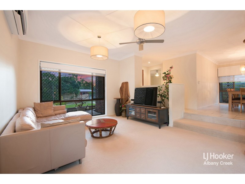 64 Collins Road, Everton Hills QLD 4053